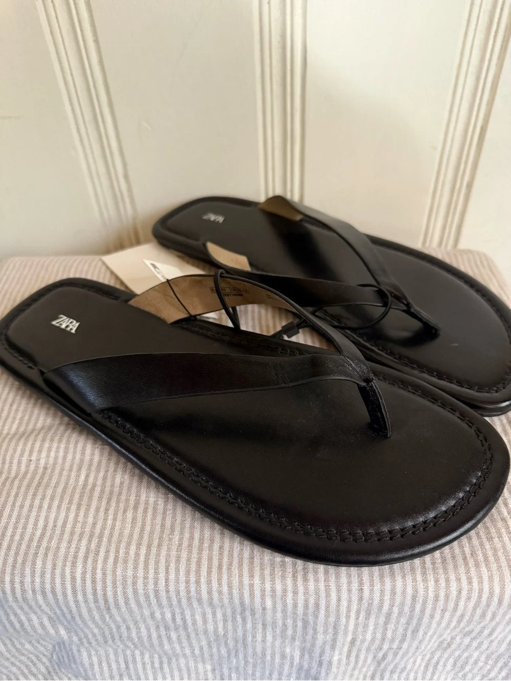 ZARA leather thong sandals- black, NWT size 9
